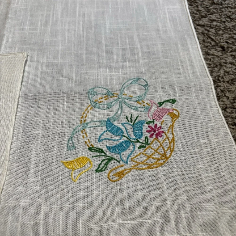 Vintage 1940s 1950s Hand Embroidered Linen Napkin Placemat Floral Mid Century